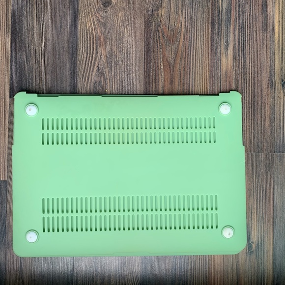 MacBook Cover and keyboard cover - Picture 2 of 4